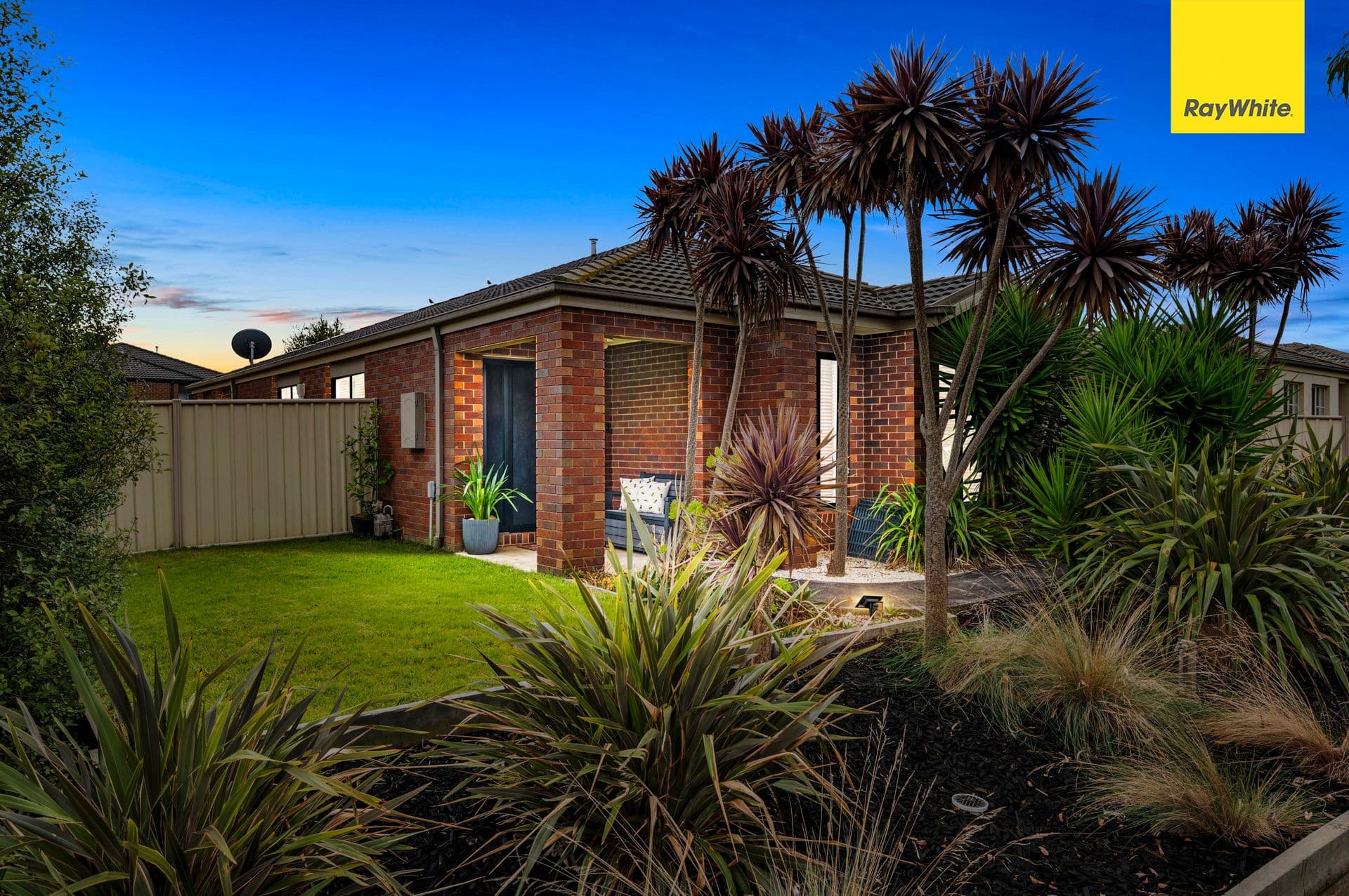 39 Featherhead Way, HARKNESS VIC 3337, Harkness - Thumbnail 3