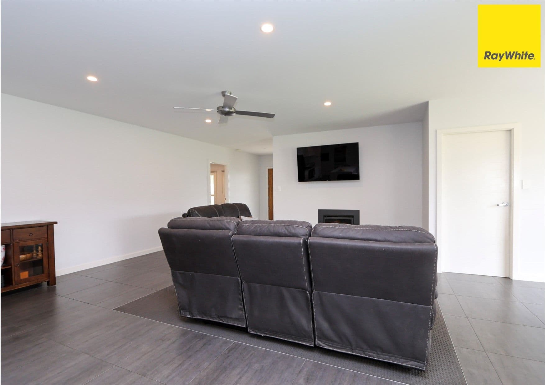 4 Stainfield Drive, Inverell NSW 2360, Inverell - Thumbnail 5