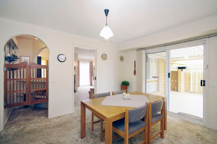 75 Moruya Drive, GROVEDALE VIC 3216, Grovedale - Thumbnail 5