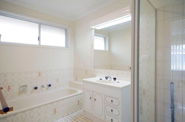75 Moruya Drive, GROVEDALE VIC 3216, Grovedale - Thumbnail 8