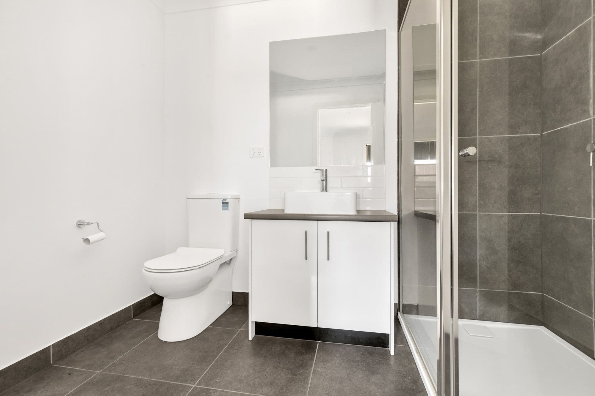 8B Timbarra Drive, Werribee VIC 3030, Werribee - Thumbnail 7