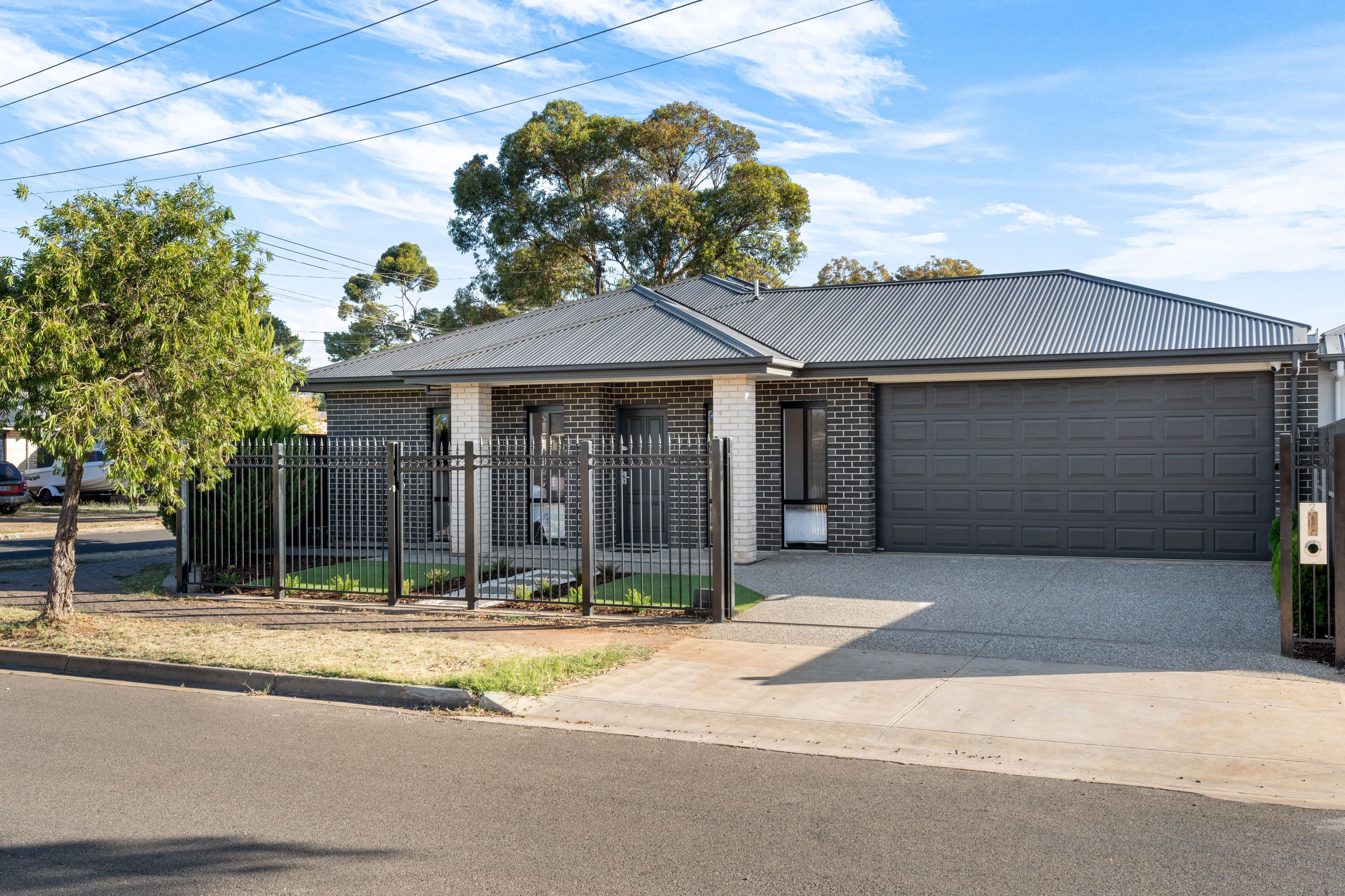 2 Ealing Street, Salisbury Downs SA 5108, Salisbury Downs - Thumbnail 2