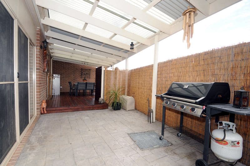 19 Lake View Drive, NARRE WARREN SOUTH VIC 3805, Narre Warren South - Thumbnail 6