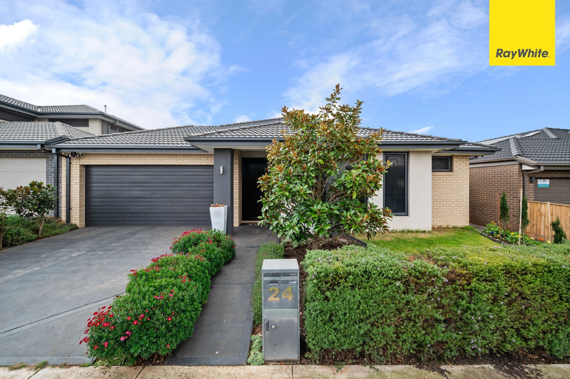 24 Fergus Street, THORNHILL PARK VIC 3335, Thornhill Park - Thumbnail 2