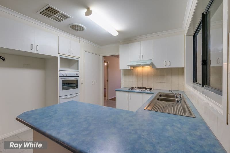 40 Karinya Close, Werribee VIC 3030, Werribee - Thumbnail 7