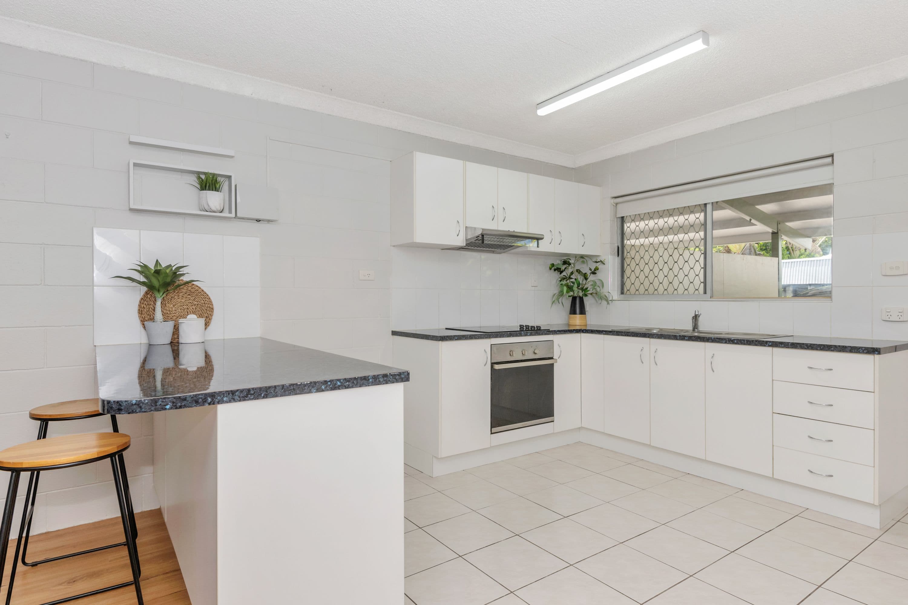 34 Bayswater Road, Hyde Park QLD 4812, Hyde Park - Thumbnail 2