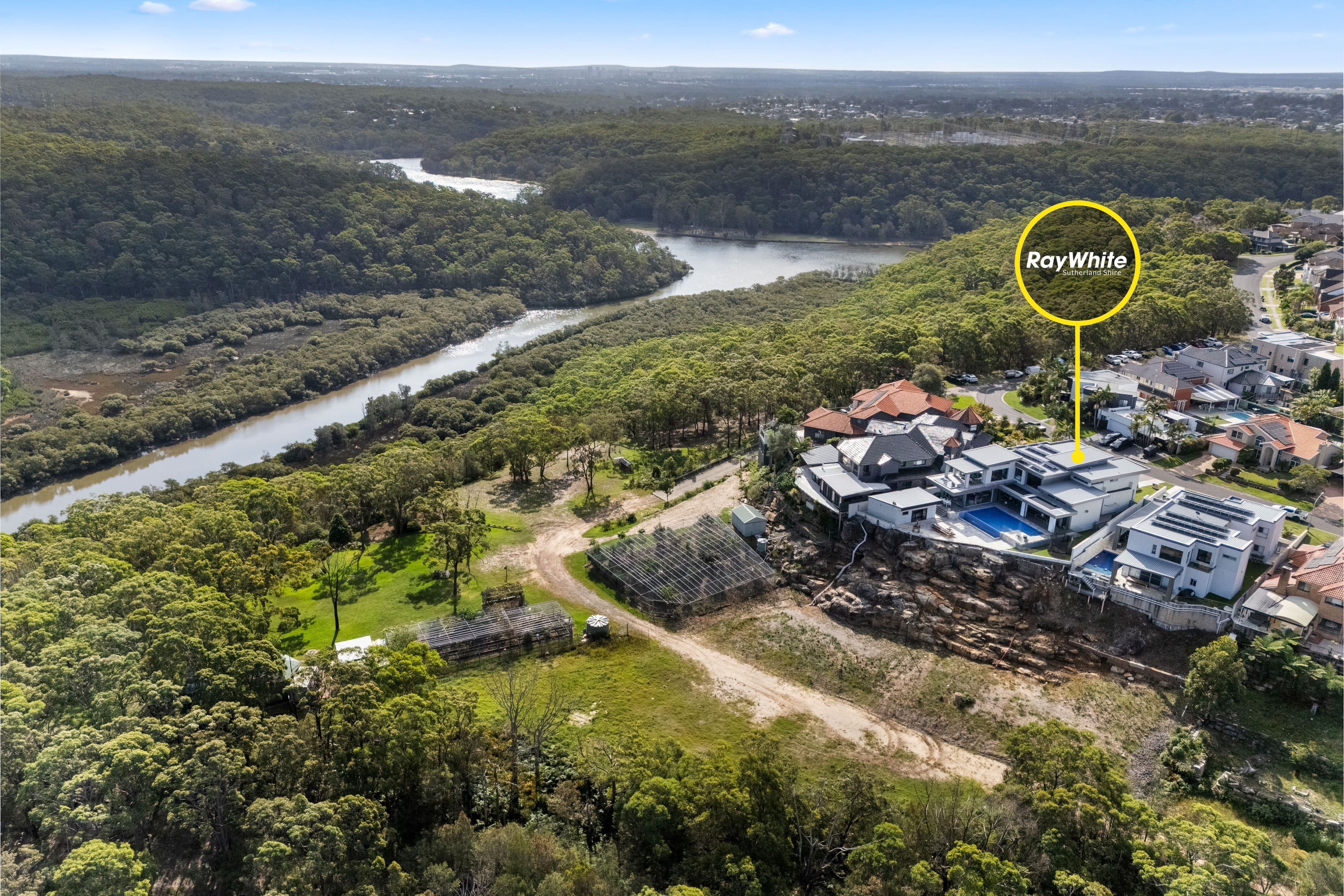 19 Lomandra Place, Alfords Point NSW 2234, Alfords Point - Thumbnail 3