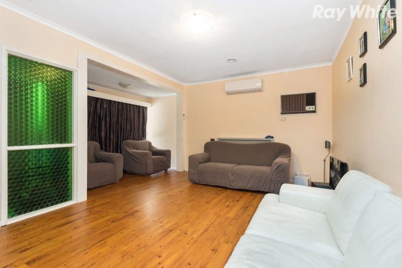 18 Gardiner Avenue, Dandenong North VIC 3175, Dandenong North - Thumbnail 3