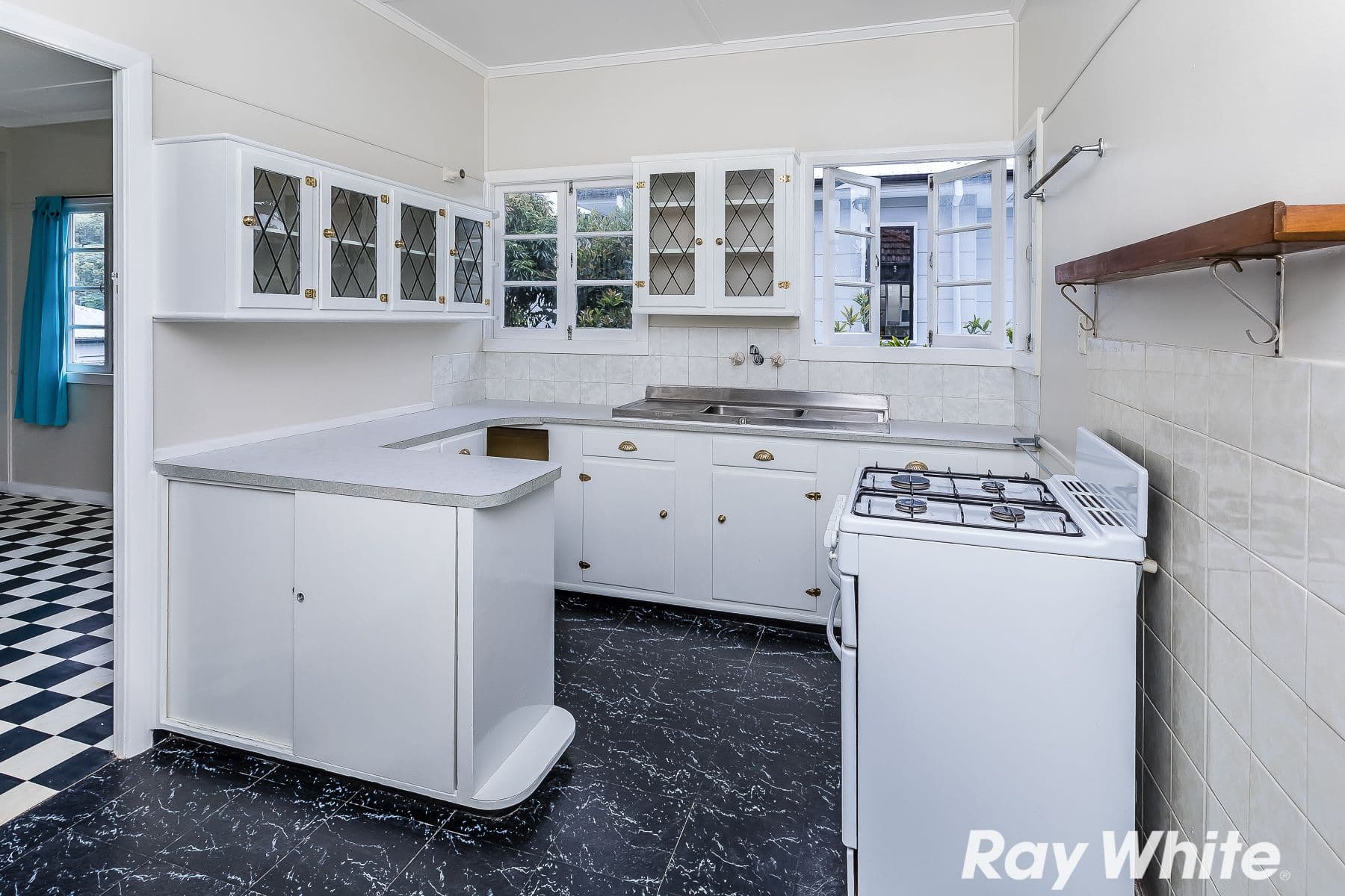 38 Oates Street, Kedron QLD 4031, Kedron - Thumbnail 4