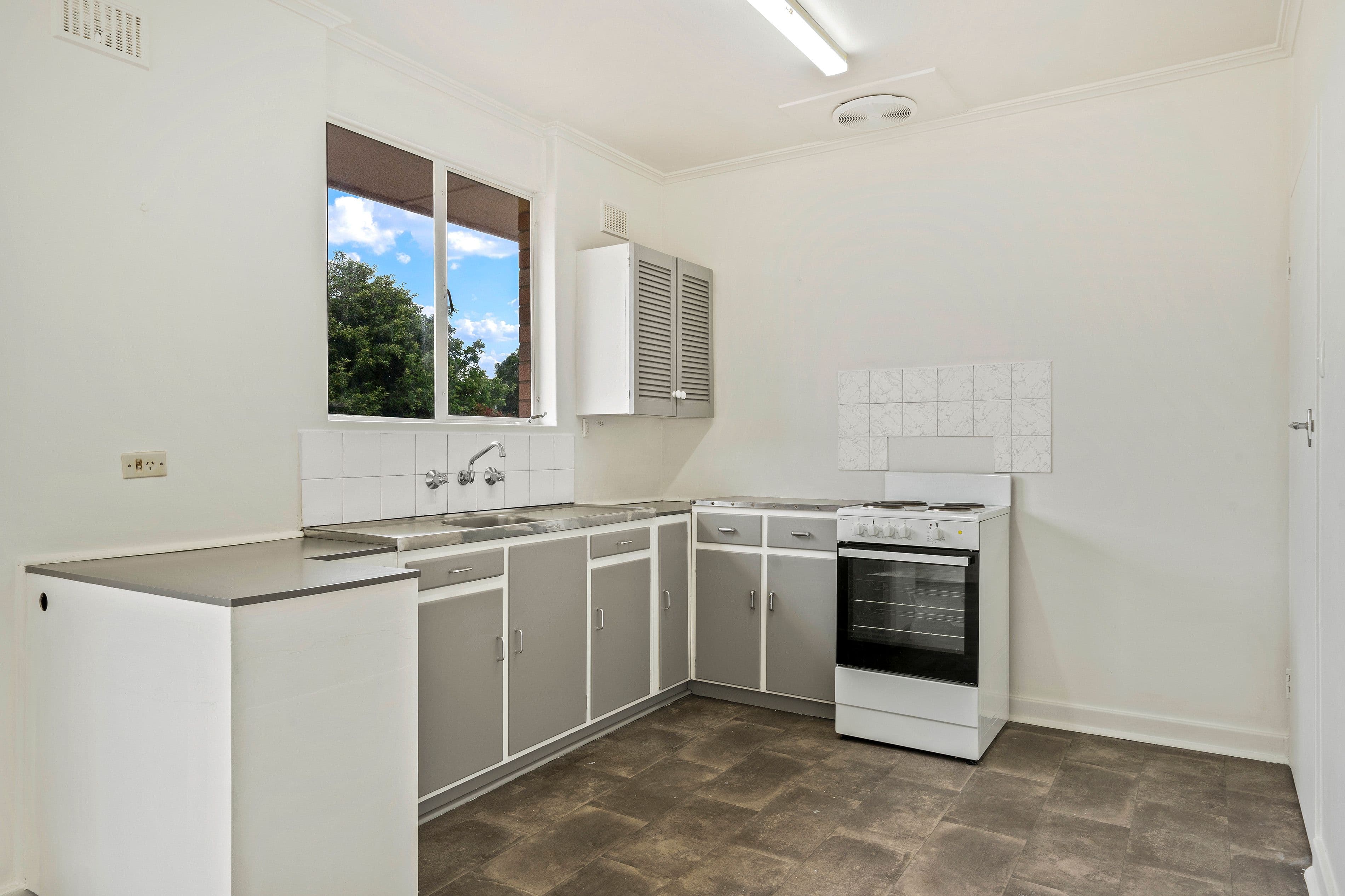 46 The Parade, Holden Hill SA 5088, Holden Hill - Thumbnail 6