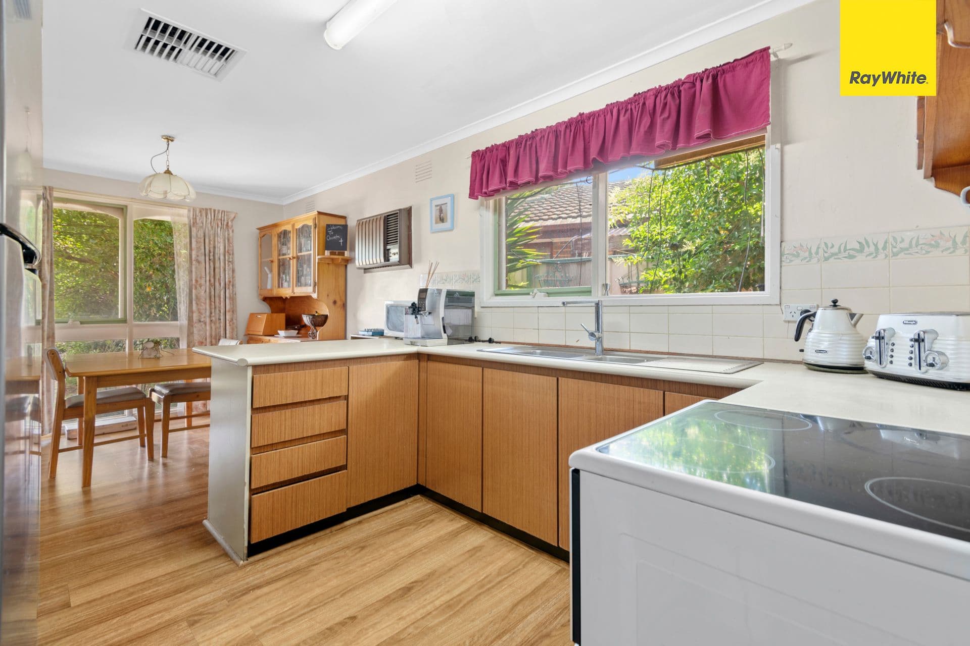 10 Lawson Road, Melton South VIC 3338, Melton South - Thumbnail 6