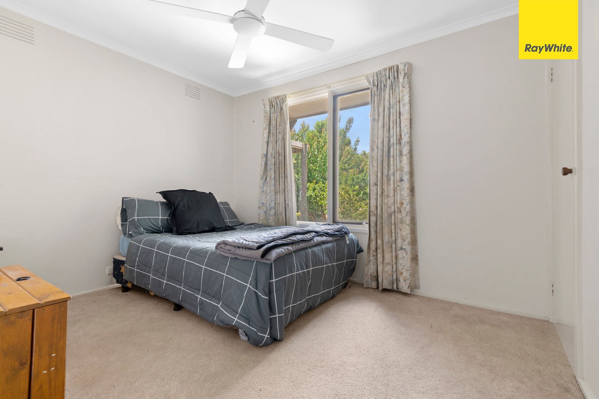 10 Lawson Road, Melton South VIC 3338, Melton South - Thumbnail 8