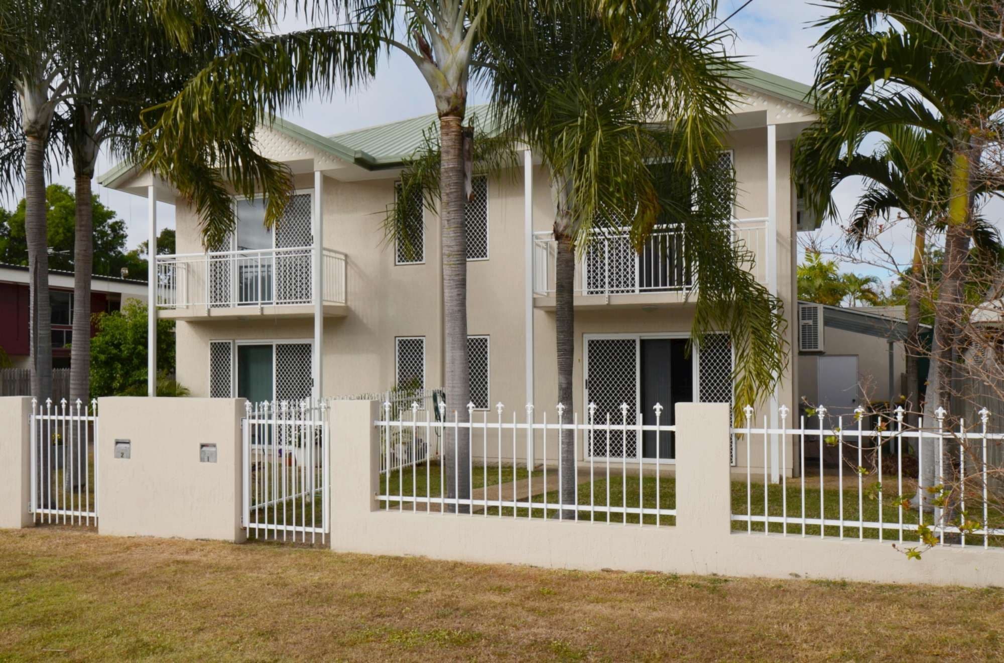 8 Lamington Road, WEST END QLD 4810, West End - Thumbnail 4