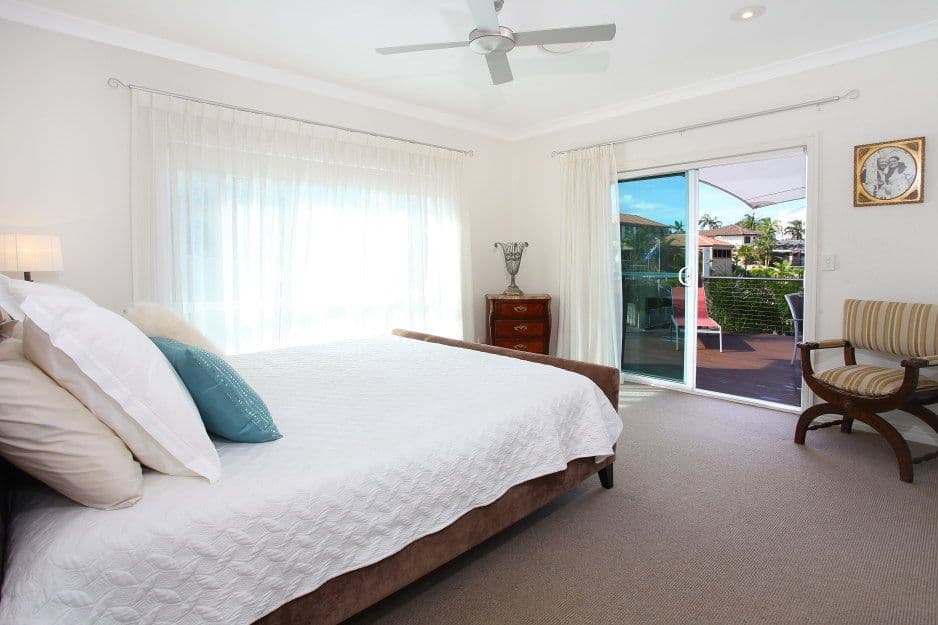 5 Tyrone Avenue, SORRENTO QLD 4217, Sorrento - Thumbnail 5