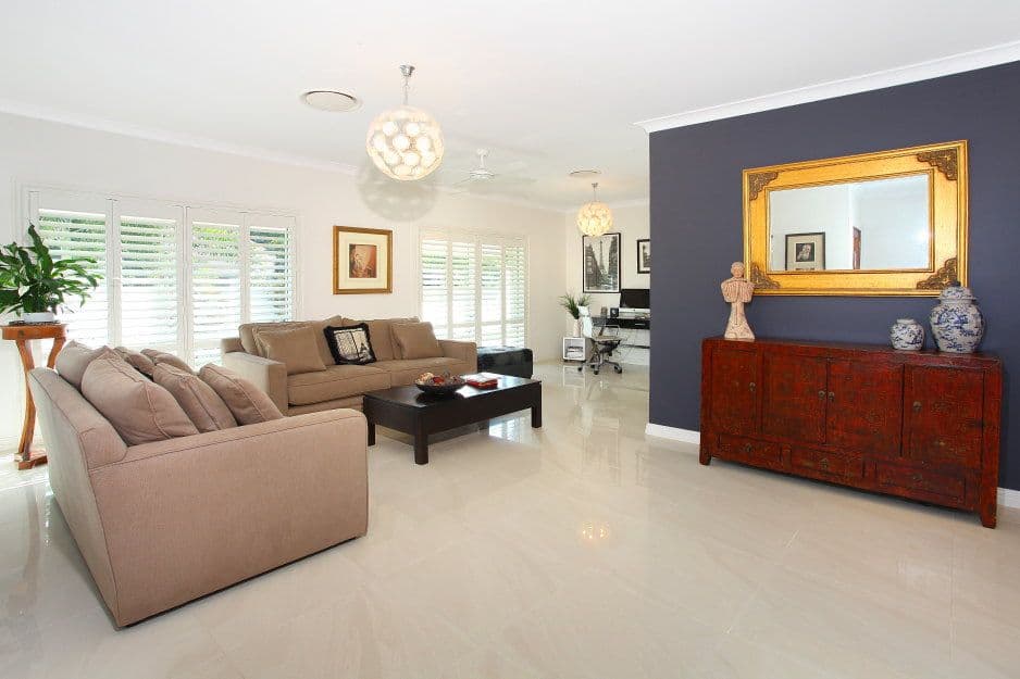 5 Tyrone Avenue, SORRENTO QLD 4217, Sorrento - Thumbnail 6