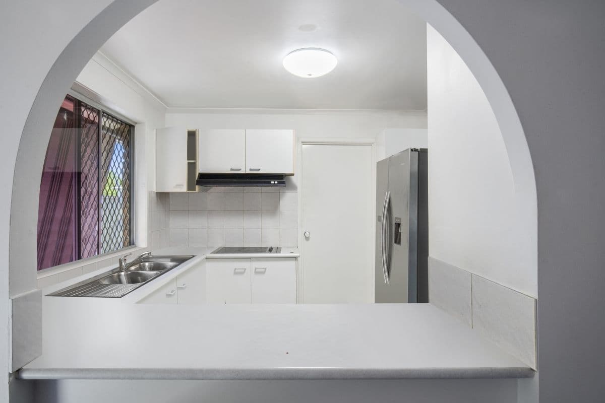 7 Tekapo Street, Broadbeach Waters QLD 4218, Broadbeach Waters - Thumbnail 2