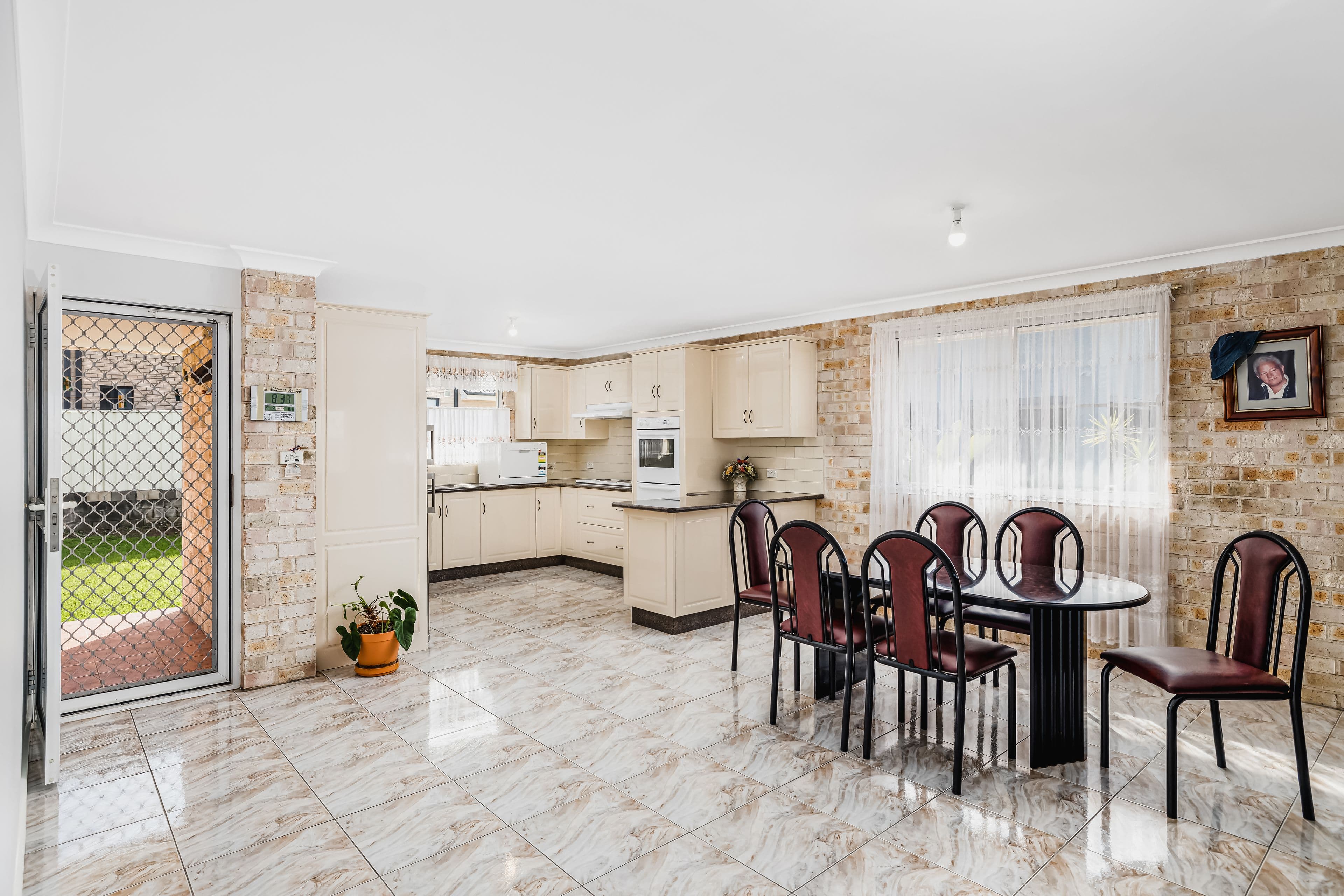 11 Lodi Close, West Hoxton NSW 2171, West Hoxton - Thumbnail 5