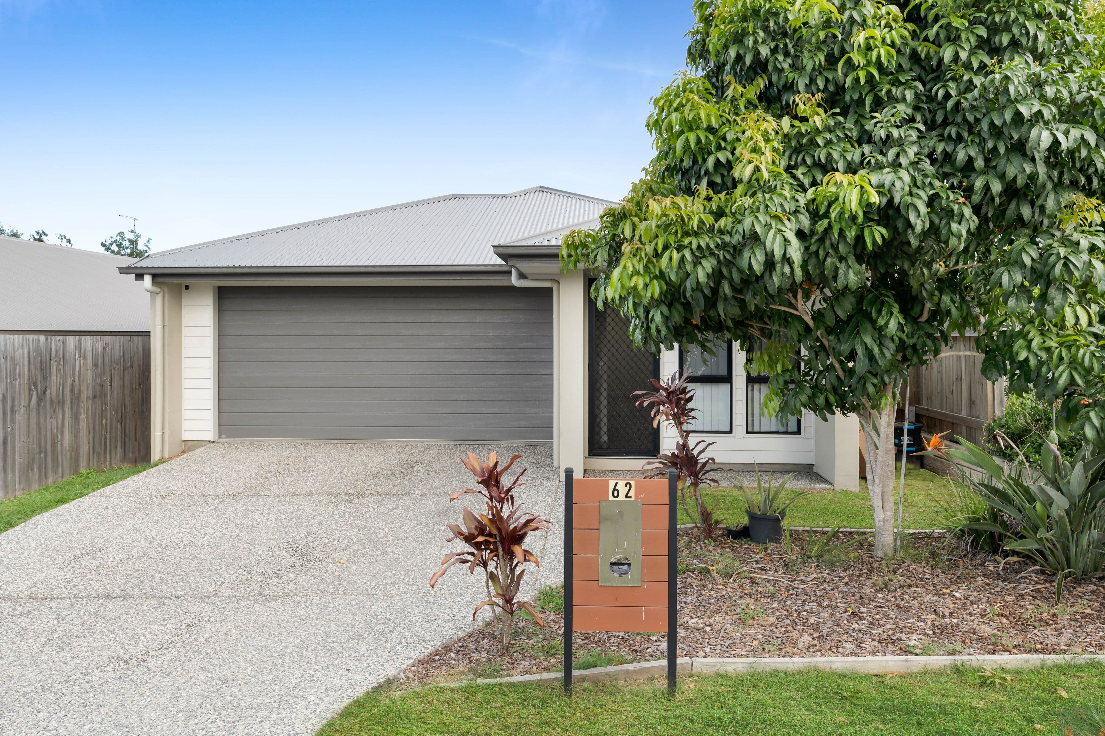 62 Locke Crescent, Redbank Plains QLD 4301, Redbank Plains - Thumbnail 4