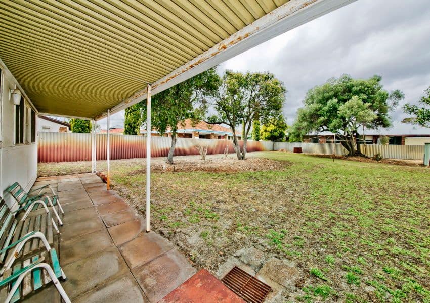 216 Shaftesbury Avenue, Bedford WA 6052, Bedford - Thumbnail 3