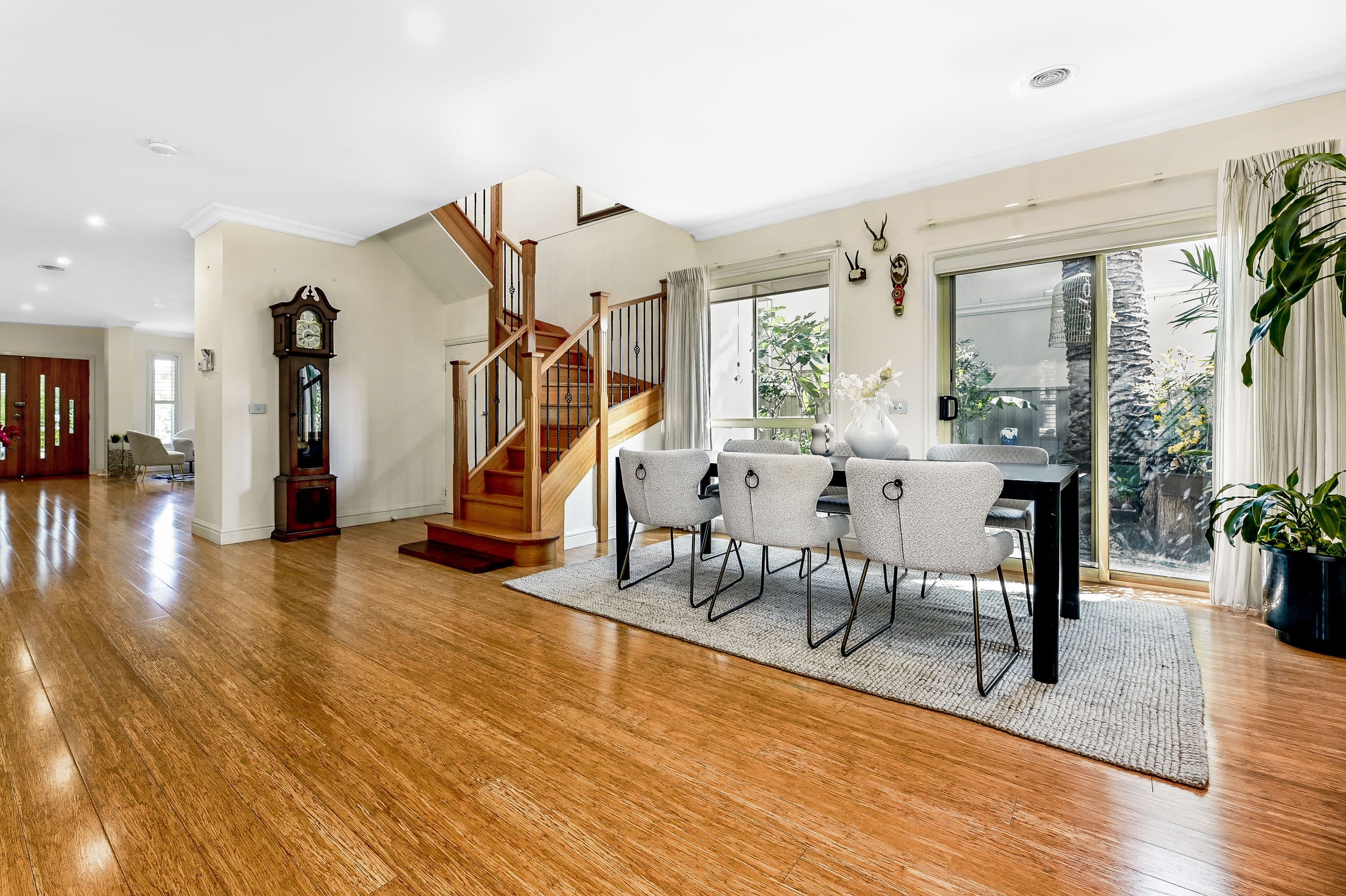 15 Nottingham Street, Glen Waverley VIC 3150, Glen Waverley - Thumbnail 3