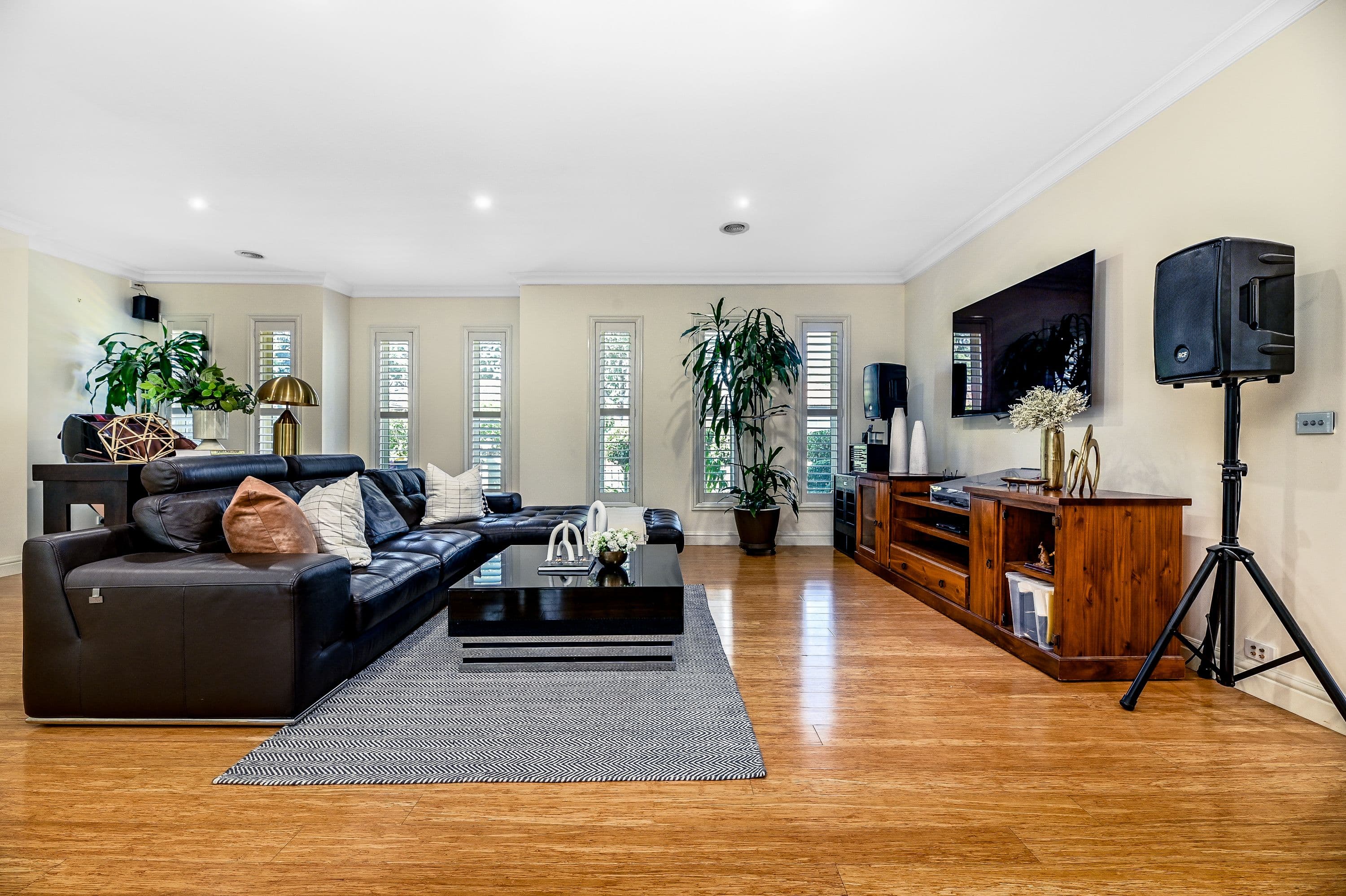 15 Nottingham Street, Glen Waverley VIC 3150, Glen Waverley - Thumbnail 4