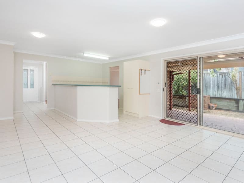 5 Kalbarri Rise, Regents Park QLD 4118, Regents Park - Thumbnail 3
