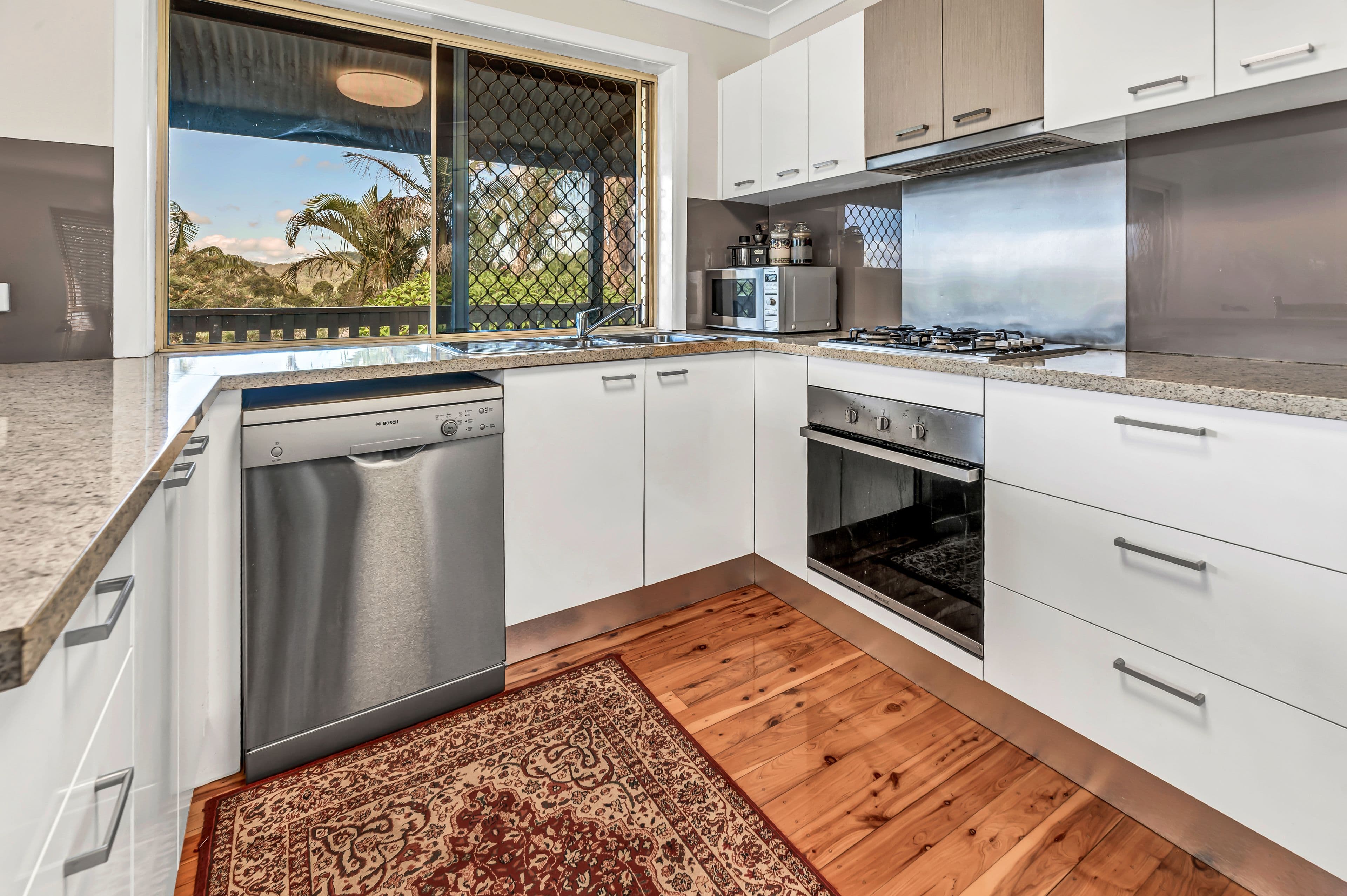 6 Lenna Court, Mount Warren Park QLD 4207, Mount Warren Park - Thumbnail 4
