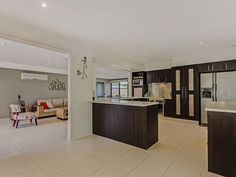 26 Aberdeen Court, HIGHLAND PARK QLD 4211, Highland Park - Thumbnail 2