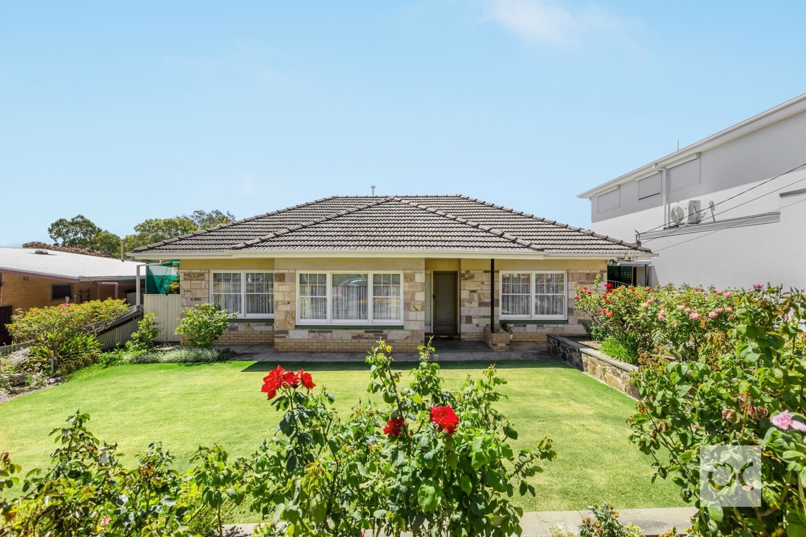 4 Bank Crescent, St Agnes - Image 1