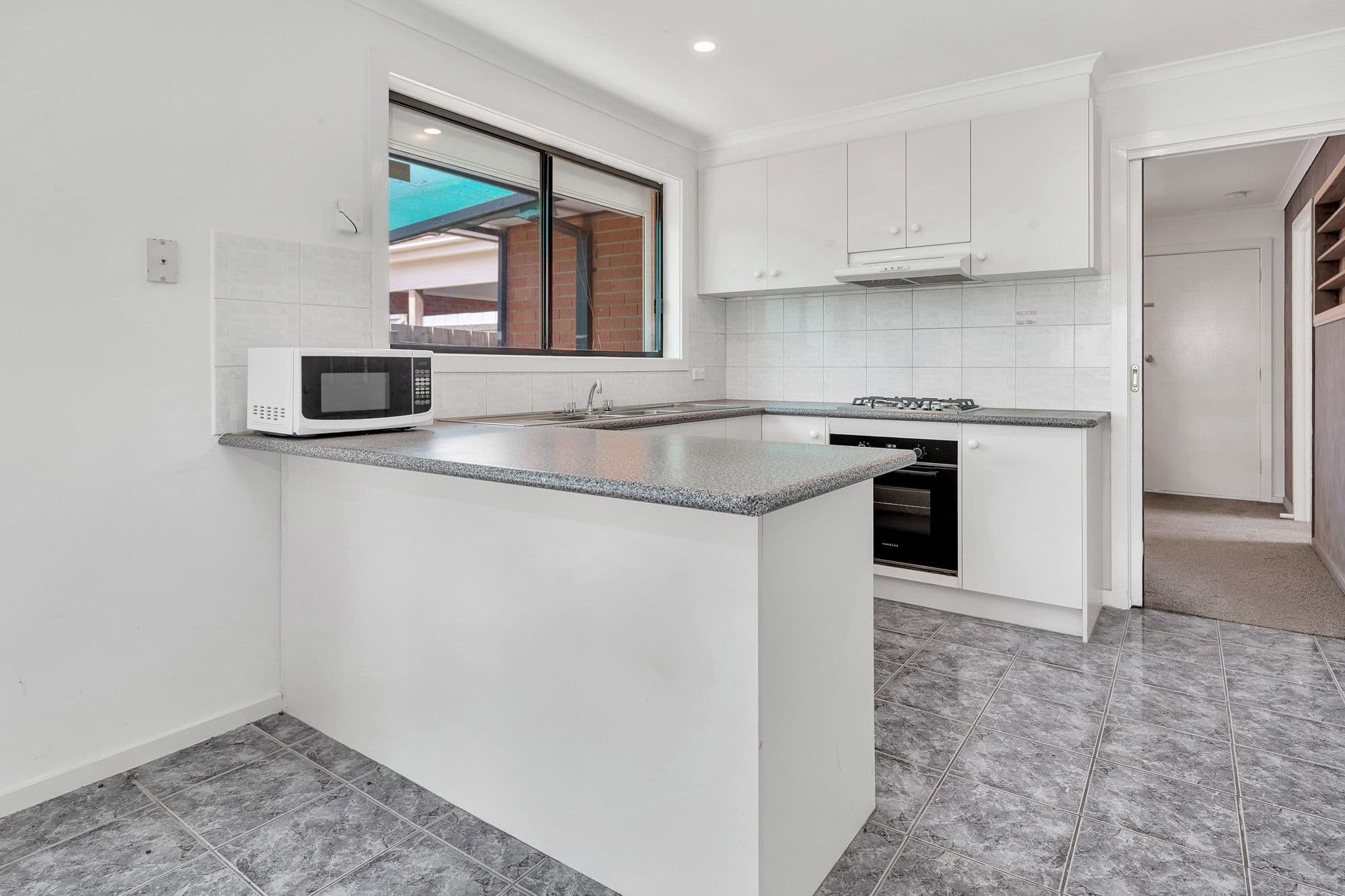 15 Tigris Close, Werribee VIC 3030, Werribee - Thumbnail 5