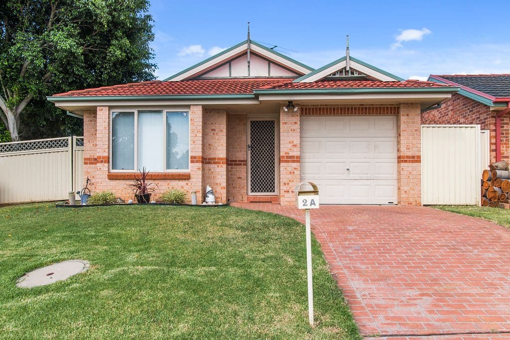 2 Stannum Close, Hinchinbrook - Image 1