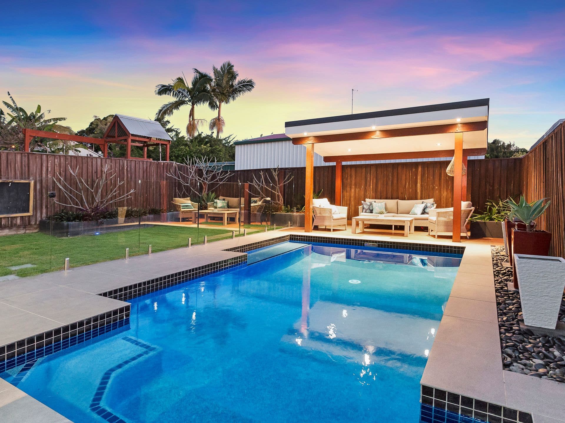 18 Parkview Avenue, Wynnum QLD 4178, Wynnum - Image 1