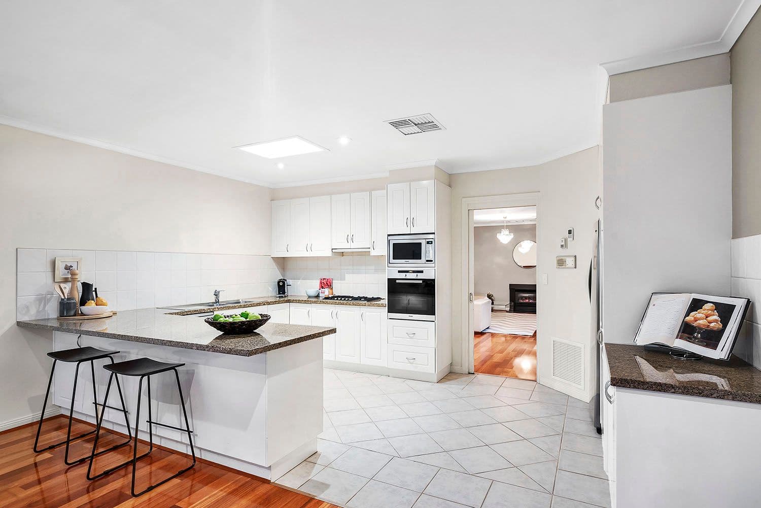 7B Clyve Avenue, Mentone VIC 3194, Mentone - Thumbnail 8
