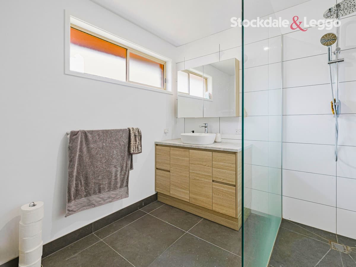 50 Underbank Boulevard, BACCHUS MARSH VIC 3340, Bacchus Marsh - Thumbnail 5