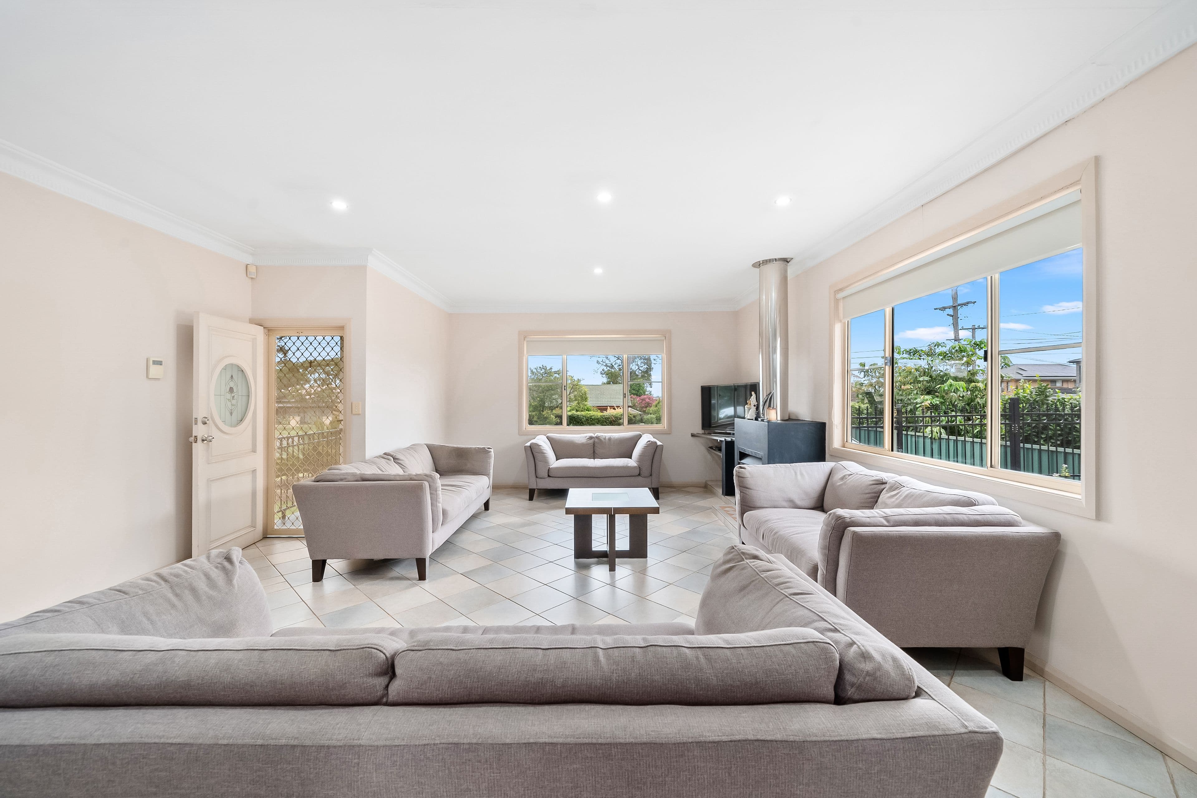 11 Flinders Street, Fairfield West NSW 2165, Fairfield West - Thumbnail 3