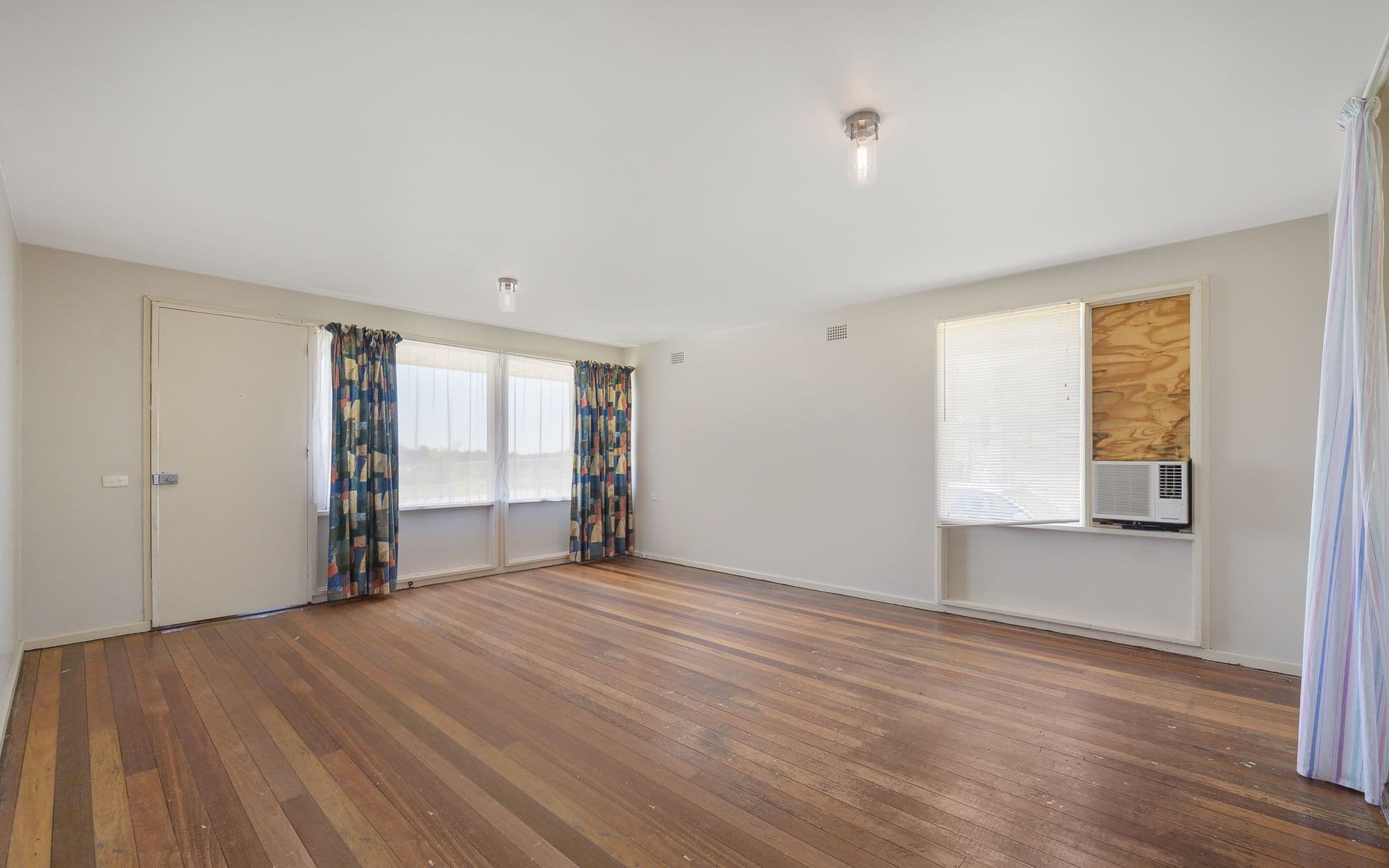 22 Merino Crescent, Airds NSW 2560, Airds - Thumbnail 3