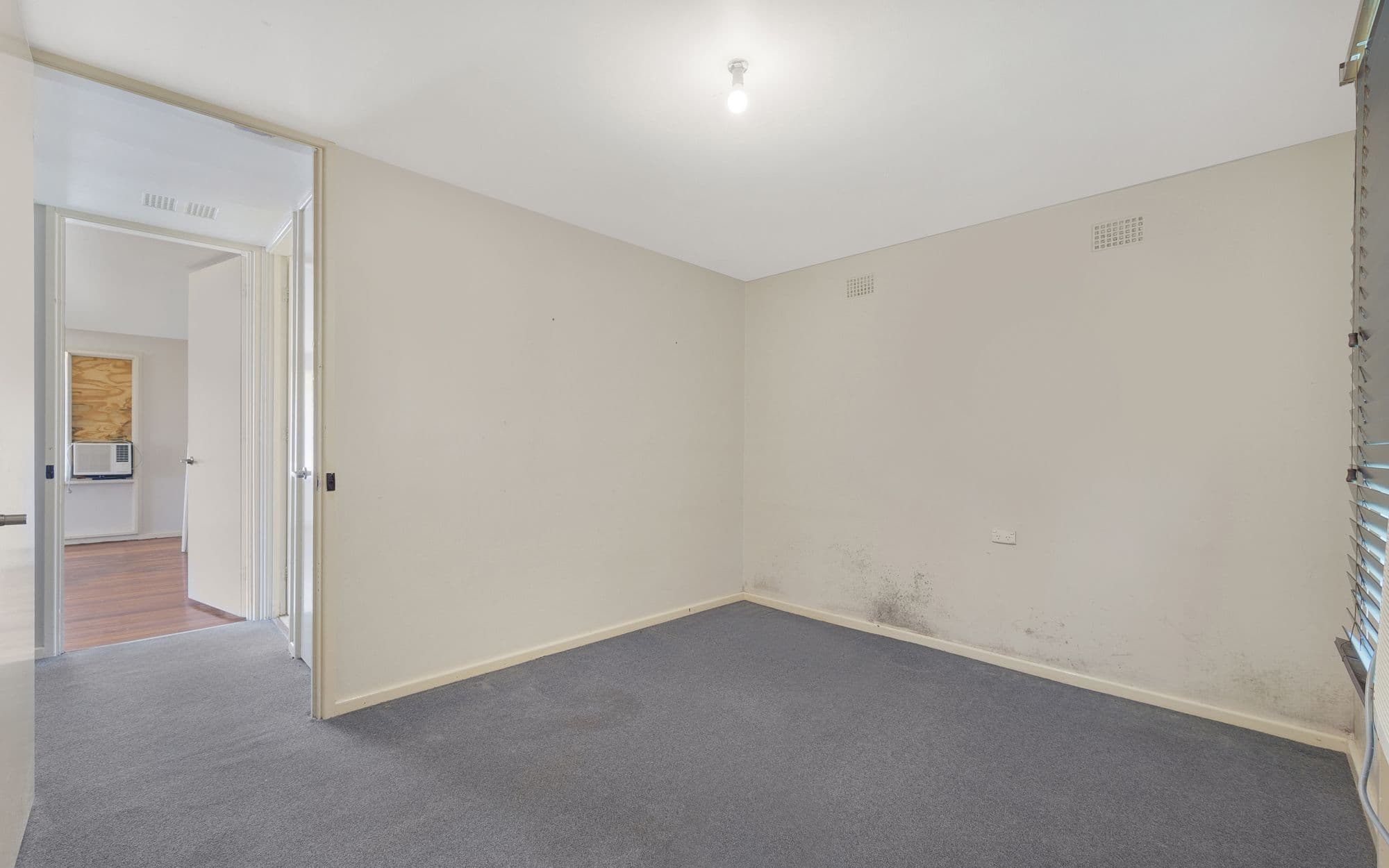 22 Merino Crescent, Airds NSW 2560, Airds - Thumbnail 7