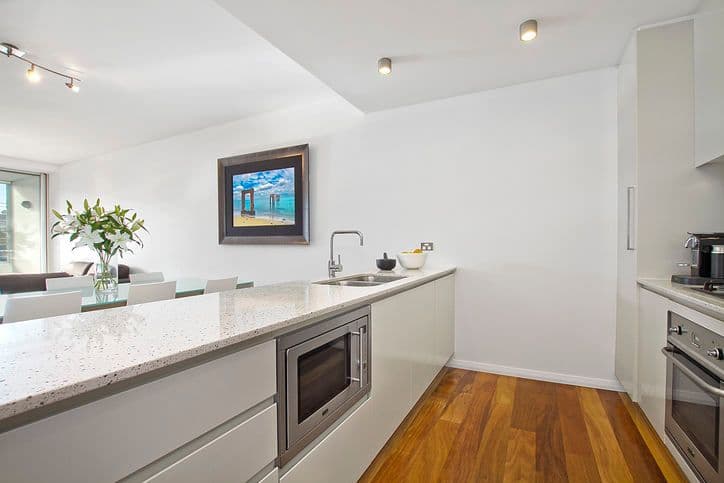 300 Pacific Highway, CROWS NEST NSW 2065, Crows Nest - Thumbnail 2