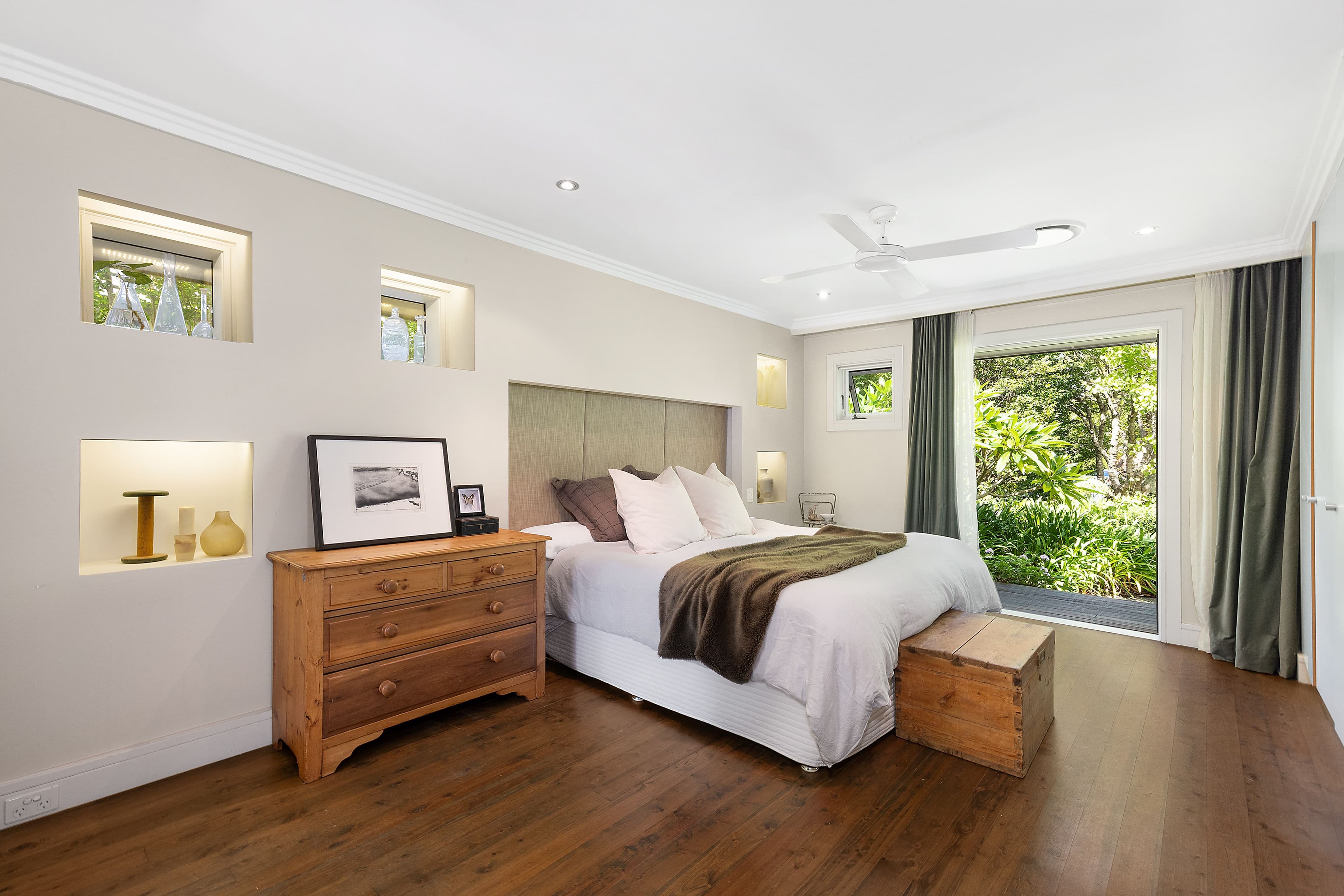8 Eden Avenue, Turramurra NSW 2074, South Turramurra - Thumbnail 4