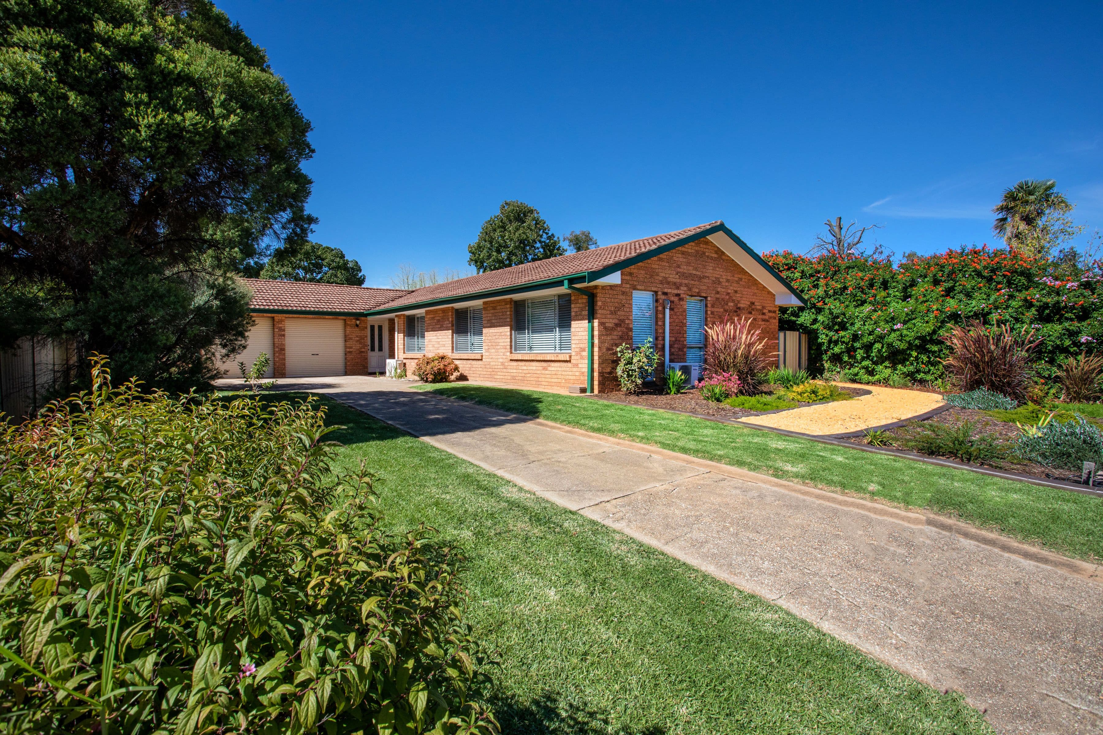 1 Nambucca Circuit, Cowra NSW 2794, Cowra - Image 1