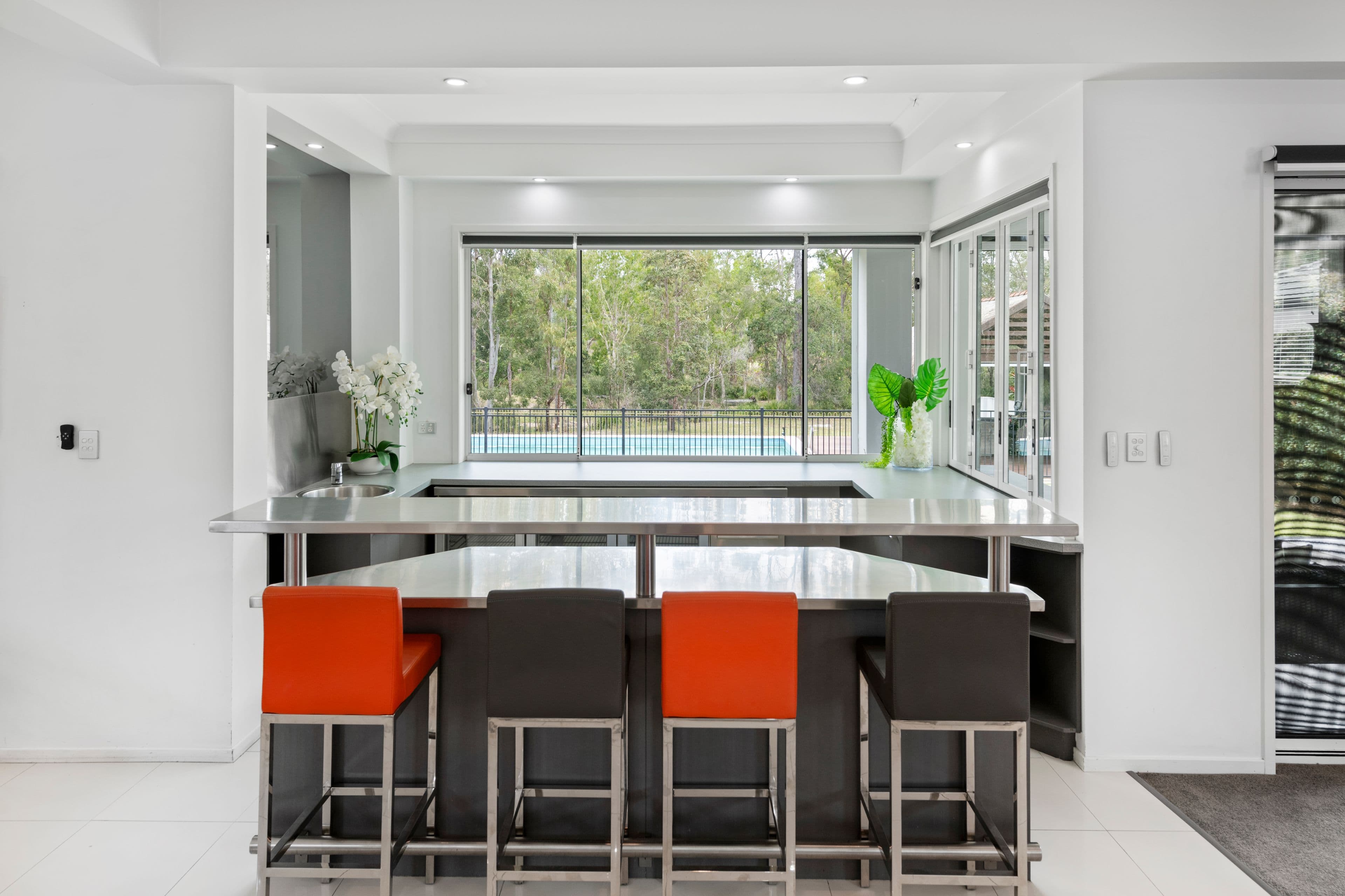 96 Arun Drive, Arundel QLD 4214, Arundel - Thumbnail 8
