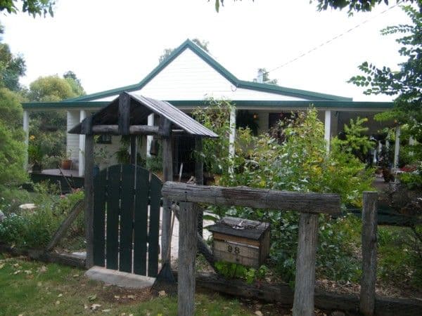 98 Colamba Street, CHINCHILLA QLD 4413, Chinchilla - Image 1