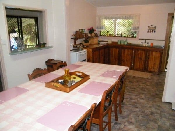 98 Colamba Street, CHINCHILLA QLD 4413, Chinchilla - Thumbnail 2