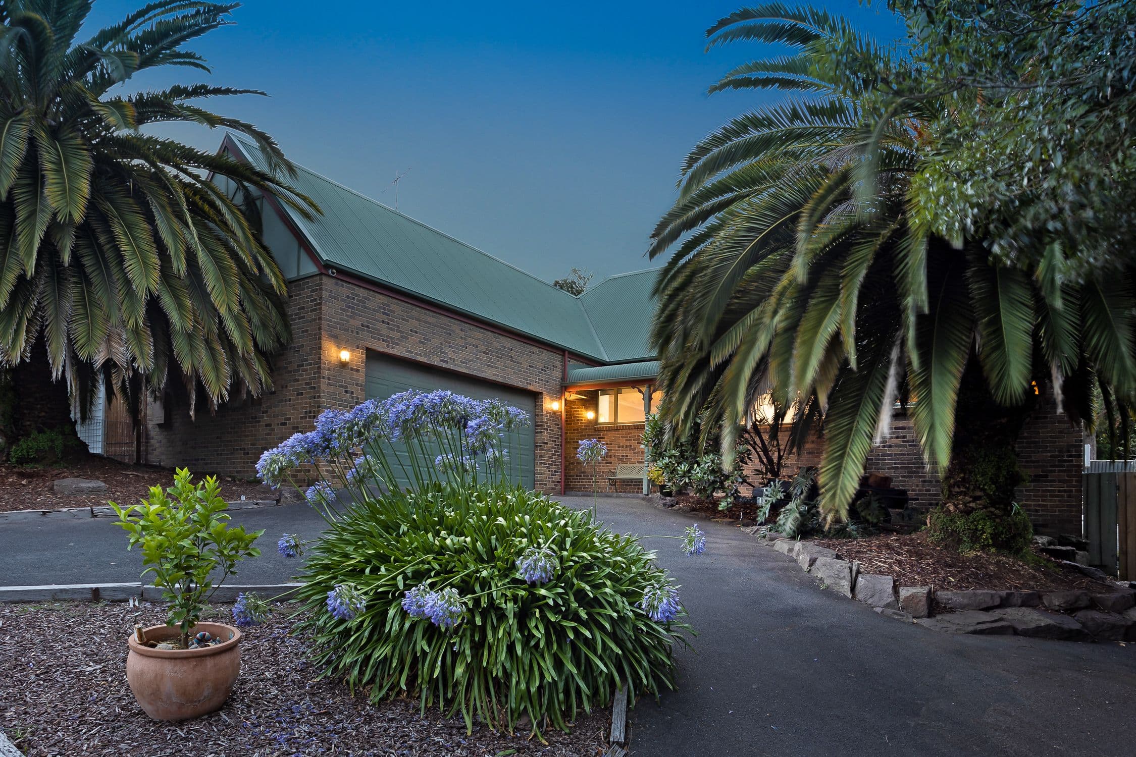 17 Rangeview Road, Mount Evelyn VIC 3796, Mount Evelyn - Image 1