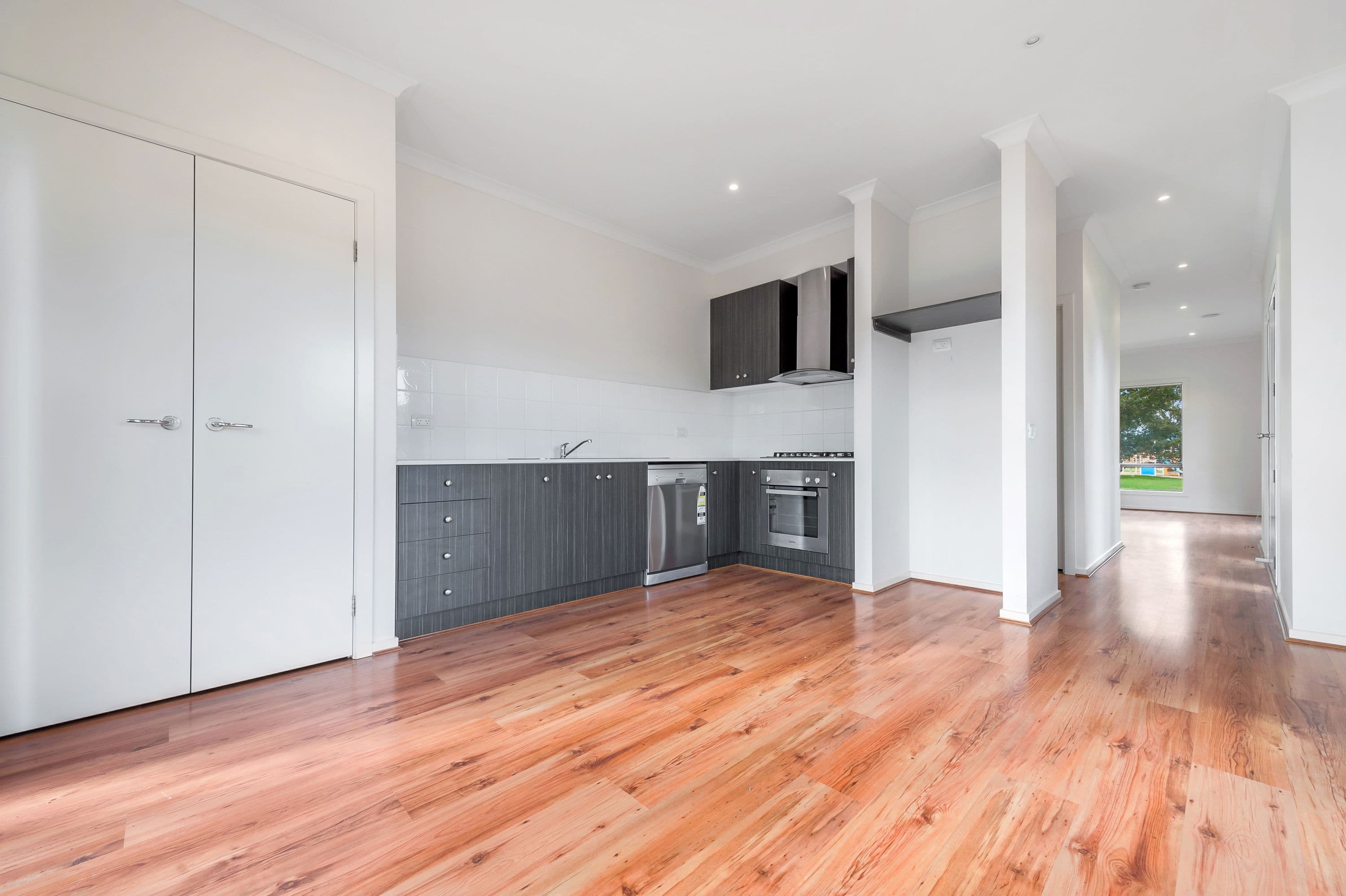 2 Andover Lane, Craigieburn VIC 3064, Craigieburn - Thumbnail 3