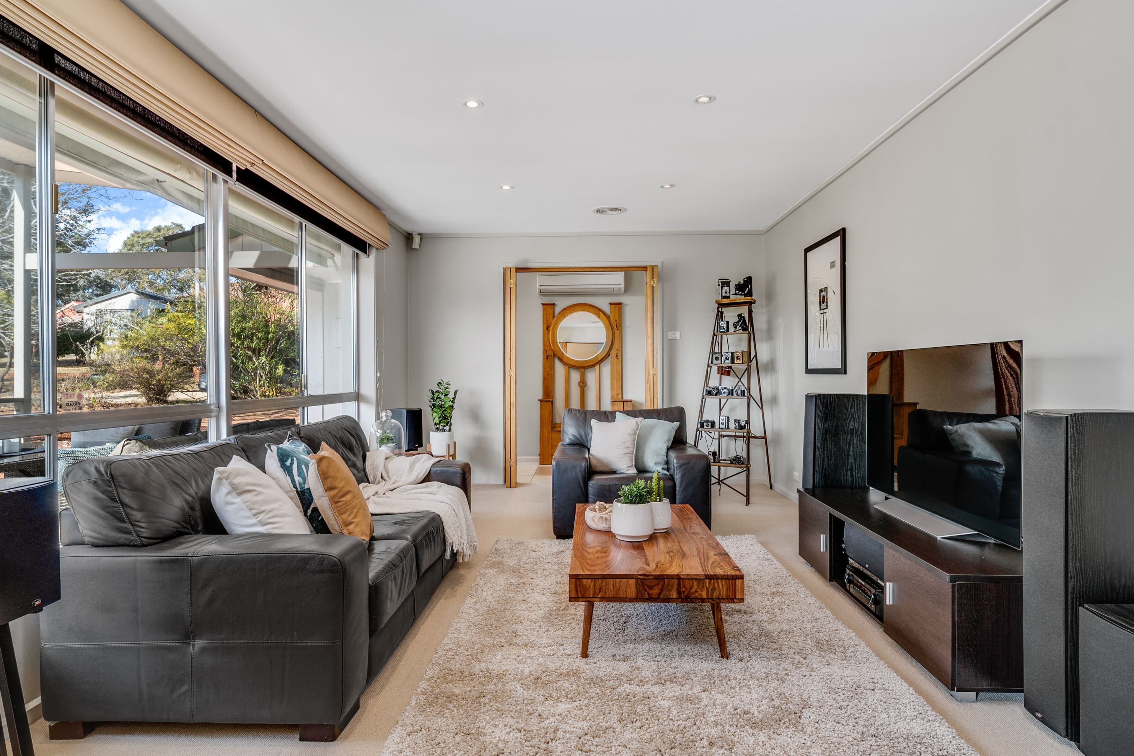 16 Ambara Place, Aranda ACT 2614, Aranda - Thumbnail 2