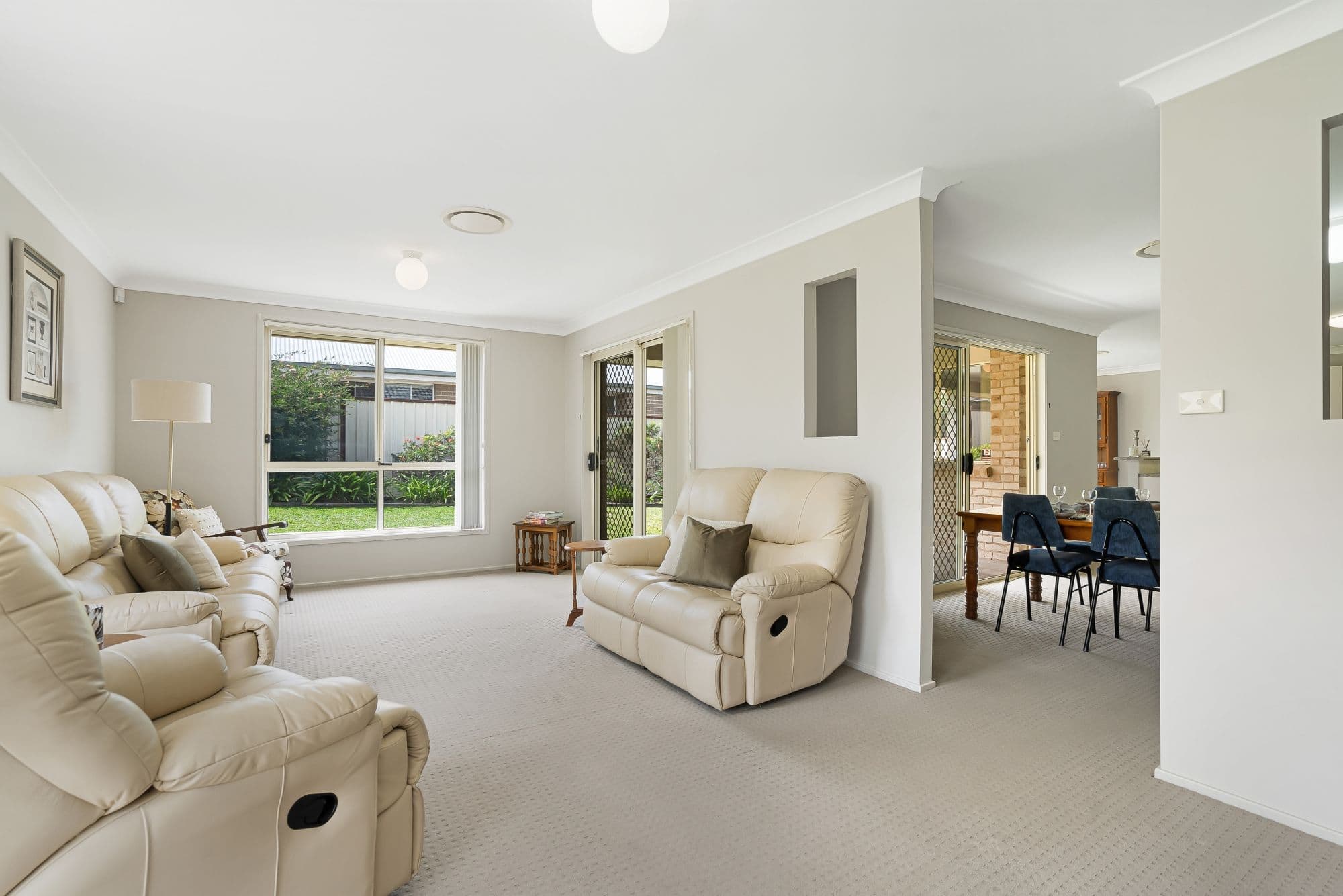 16 Poinciana Place, Jacobs Well QLD 4208, Jacobs Well - Thumbnail 2