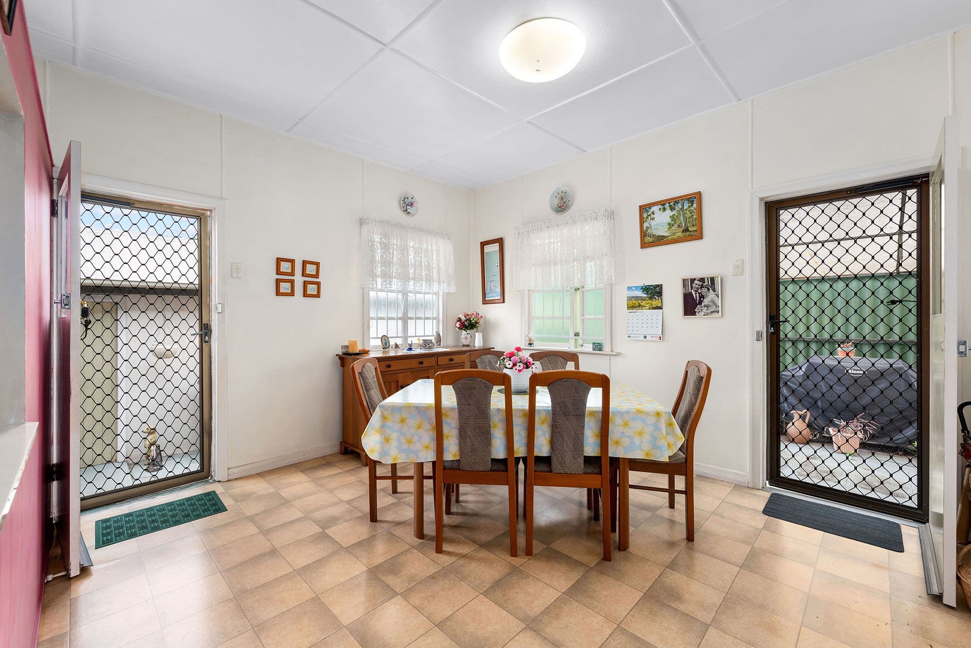 152 Englefield Road, Oxley QLD 4075, Oxley - Thumbnail 3