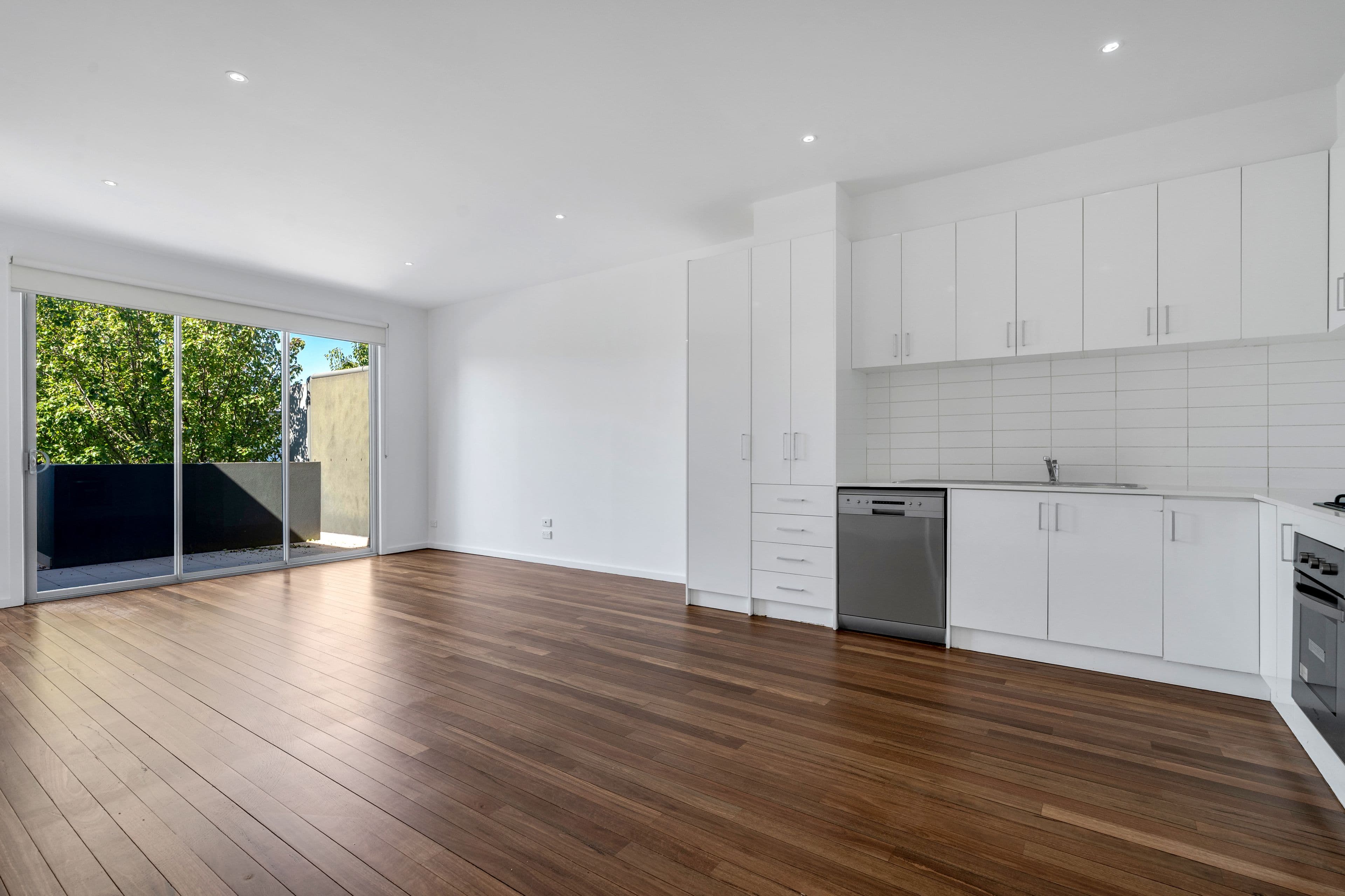 21 Grattan Cove, Craigieburn VIC 3064, Craigieburn - Thumbnail 3