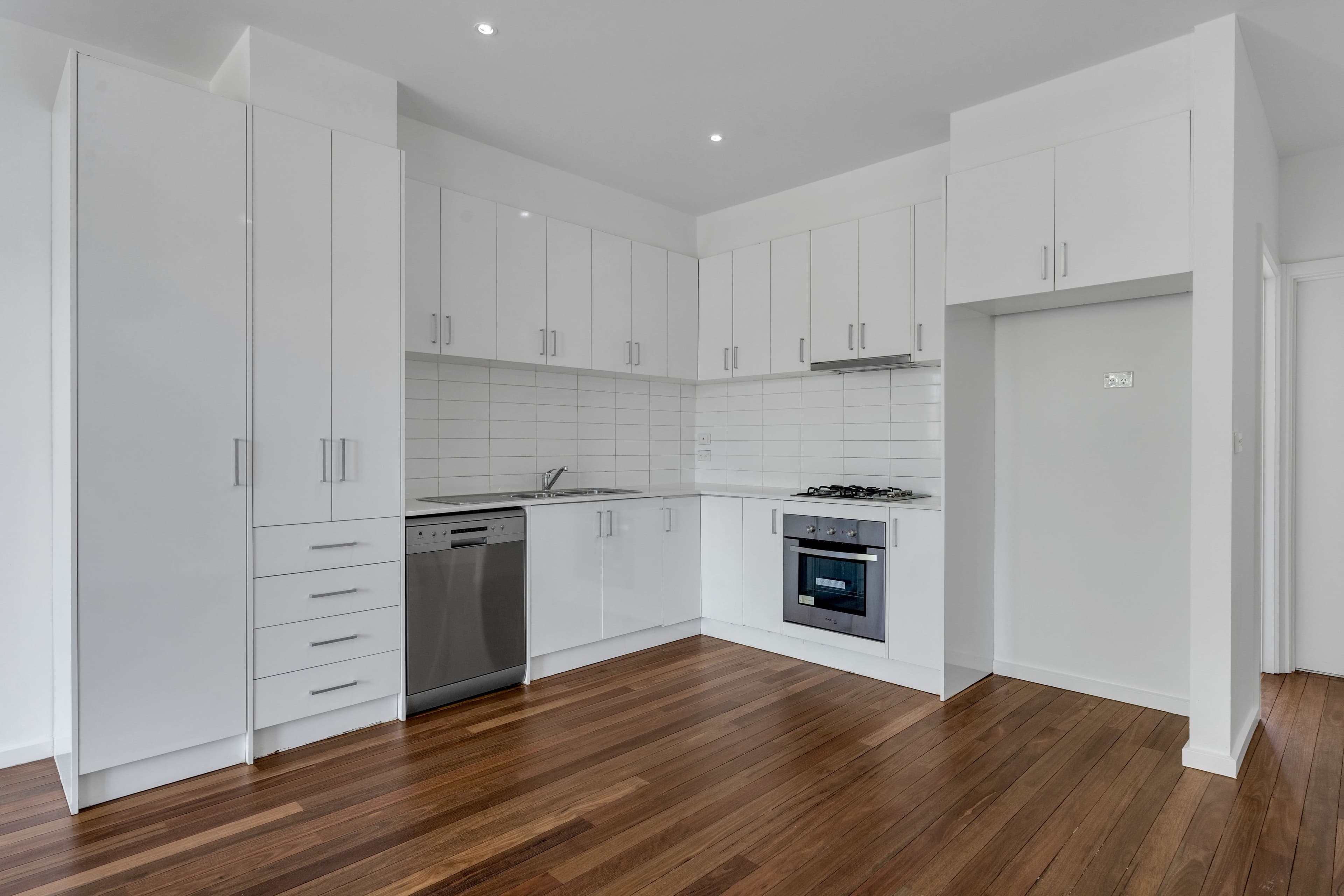 21 Grattan Cove, Craigieburn VIC 3064, Craigieburn - Thumbnail 4